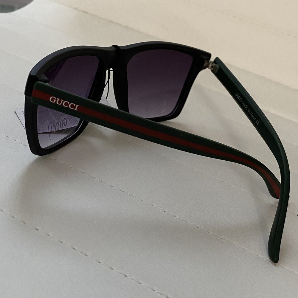Sunglasses Unisex - Picture 2 of 3